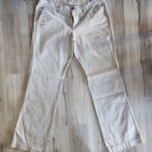 Women's Classic Tan Pants